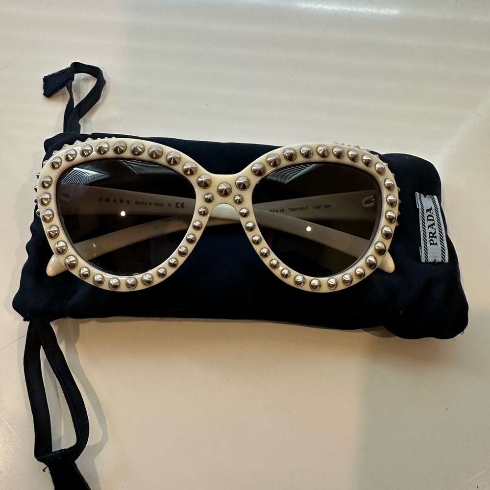 PRADA White Silvertone Studded Frame Gradient Tint Sunglasses - SPR31Q - Picture 6 of 10